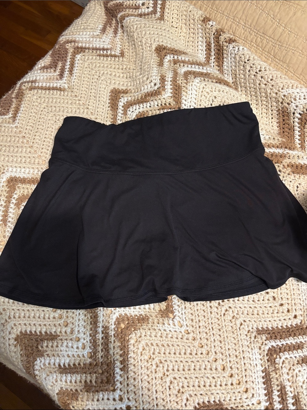 Time and Tru Black Circle Skirt